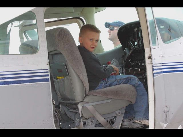 Brians Cessna 182